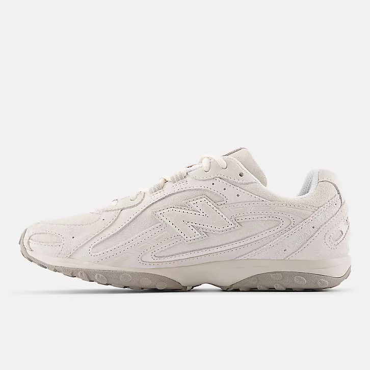 New Balance 204L "Timberwolf Beige"